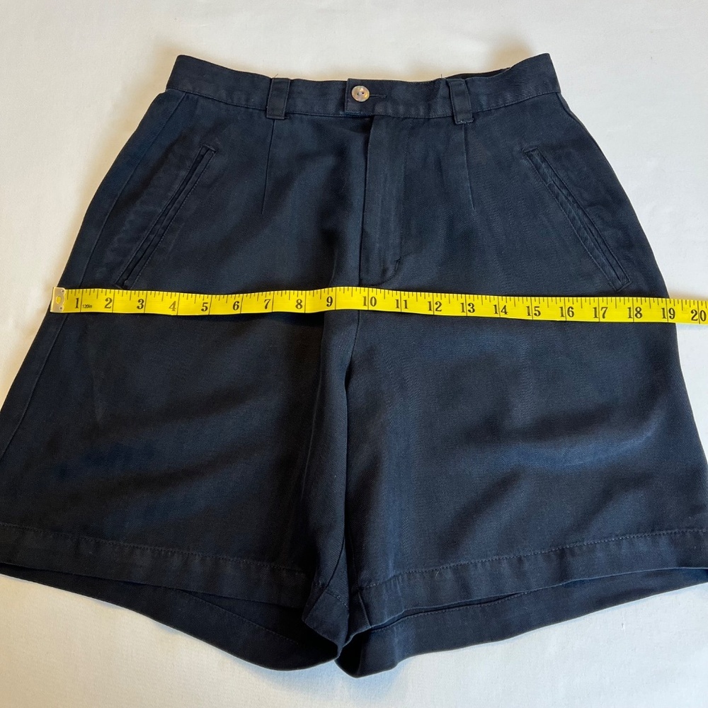 TOMMY BAHAMA 100% SILK PLEATED SHORTS - Picture 4 of 9